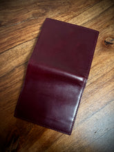 Charger l'image dans la galerie, Madelios Paris portefeuille vintage en cuir bordeaux