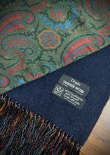 Charger l'image dans la galerie, Vivax by Sambrook Witting écharpe vintage double face paisley en cachemire laine et soie Made in England
