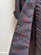 Charger l'image dans la galerie, Sambrook Witting robe de chambre paisley à col châle en pure laine Made in England