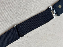 Charger l'image dans la galerie, Duo de noeuds papillon en soie vintage