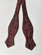 Načíst obrázek do prohlížeče Galerie, Burberrys vintage paisley hedvábný motýlek, vyrobeno v Anglii