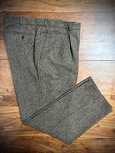 Charger l'image dans la galerie, John Hanly pantalon tweed en laine Donegal 56
