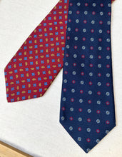 Charger l'image dans la galerie, Duo de cravates vintage Breuer / Edsor Kronen en soie