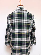 Charger l'image dans la galerie, Belvedere Wien robe de chambre tartan vintage à col châle 50/L