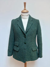 Charger l'image dans la galerie, Harris Tweed blazer femme vintage à chevron 100% laine 38/40 FR