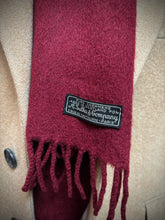 Načíst obrázek do prohlížeče Galerie, Zelená kašmírová šála Sulka vyrobená ve Skotsku