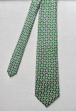 Charger l'image dans la galerie, Zanolini cravate verte en soie Made in France