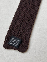 Load image into Gallery viewer, Cravate tricot marron en laine Made in Italy