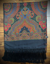 Charger l'image dans la galerie, Foulard vintage double face en laine et soie Made in Italy