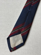 Charger l'image dans la galerie, Erredieci Milano cravate club vintage en soie Made in Italy