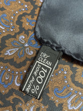 Charger l'image dans la galerie, Duo de pochettes vintage en soie