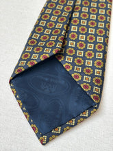Charger l'image dans la galerie, British House cravate en soie à motif géométrique Made in France