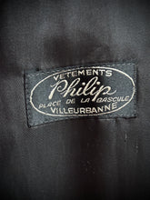 Load image into Gallery viewer, Pardessus manteau vintage en pure laine Made in France 54