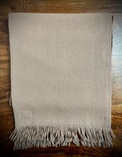 Charger l'image dans la galerie, Duggie Harmony foulard vintage double face Made in Great Britain