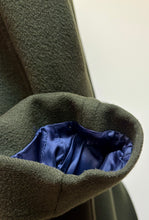 Charger l'image dans la galerie, Manteau croisé vintage polo coat en 100% laine 52