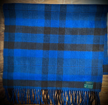Charger l'image dans la galerie, Drake's écharpe à carreaux en laine et cachemire Made in Scotland