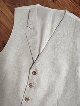 Charger l'image dans la galerie, Suitsupply gilet pur lin Baird McNutt modèle Capetown 50