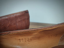 Charger l'image dans la galerie, Carmina mocassins femme en cuir de lézard cognac 6 UK/39,5 FR