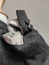 Charger l'image dans la galerie, Hackett blazer gris en laine et cachemire à carreaux fenêtre 38 S - 46/48 S