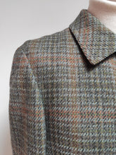 Charger l'image dans la galerie, Manteau vintage en drap de laine à carreaux 48/M