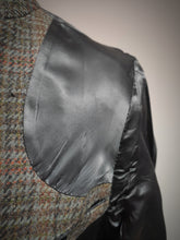 Charger l'image dans la galerie, Manteau vintage en drap de laine à carreaux 48/M