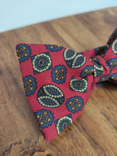 Afbeelding in Gallery-weergave laden, Old England Club Collection X Charles Hill nœud papillon en soie Made in England