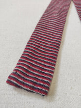 Charger l'image dans la galerie, Trio de cravates vintage en laine