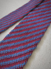Afbeelding in Gallery-weergave laden, Cravate tricot rayée en pur coton Made in Italy