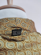 Charger l'image dans la galerie, Sambrook Witting robe de chambre vintage à col châle en pure soie Made in England