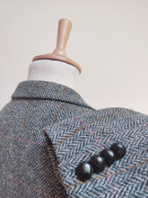 Charger l'image dans la galerie, Harris Tweed X Walbusch blazer vintage à chevrons en tweed 54
