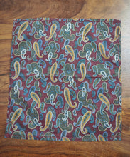 Charger l'image dans la galerie, Liberty of London pochette bordeaux à motif paisley 100% coton Made in England