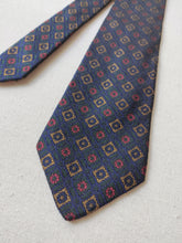 Charger l'image dans la galerie, Drake's cravate vintage texturée en pure soie Made in England