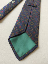Charger l'image dans la galerie, Drake's cravate vintage texturée en pure soie Made in England