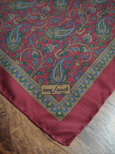 Charger l'image dans la galerie, Van Laack pochette vintage en soie à motif paisley Made in Switzerland