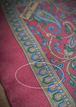 Charger l'image dans la galerie, Van Laack pochette vintage en soie à motif paisley Made in Switzerland