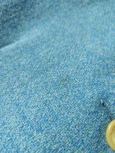 Charger l'image dans la galerie, Phist blazer femme bleu ciel vintage en laine Harris Tweed 46