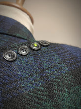 Charger l'image dans la galerie, Essentiel Antwerp X Harris Tweed manteau croisé tartan femme 100% laine S
