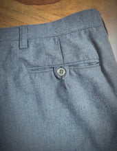 Charger l'image dans la galerie, Dormeuil costume vintage trois pièces en laine vierge M