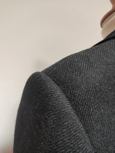 Charger l'image dans la galerie, Pardessus croisé vintage gris anthracite en pure laine peignée Made in France 52