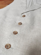 Charger l'image dans la galerie, Suitsupply gilet pur lin Baird McNutt modèle Capetown 50