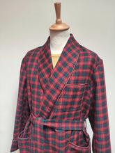 Charger l'image dans la galerie, Marcel Reinhold Paris robe de chambre tartan vintage à col châle en laine Made in France