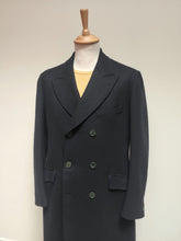 Afbeelding in Gallery-weergave laden, Robertson Cloth X Donati Bologna manteau croisé bleu marine en pure laine M