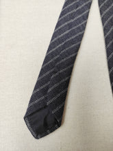Charger l'image dans la galerie, Camerucci cravate grise rayée en laine Made in Italy