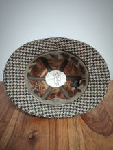 Charger l'image dans la galerie, Chapeau ghillie pied de poule 100% laine vierge 55