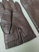 Charger l'image dans la galerie, Madelios Paris gants vintage en cuir d'agneau marron brun S
