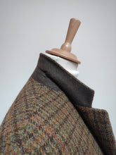 Charger l'image dans la galerie, Harris Tweed X Walbusch blazer vintage en tweed marron 54