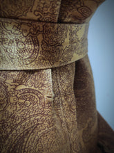 Charger l'image dans la galerie, Robe de chambre vintage paisley à col châle en satin de coton XL