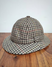 Charger l'image dans la galerie, Chapeau ghillie pied de poule 100% laine vierge 55