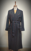 Charger l'image dans la galerie, Neri del Ponte robe de chambre vintage à col châle en laine Made in Italy L