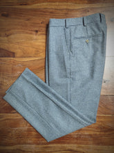 Afbeelding in Gallery-weergave laden, Suitsupply pantalon pied de poule en laine modèle Brescia